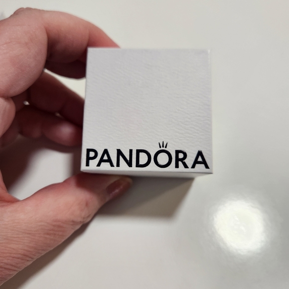 Pandora Double Heart Sparkling Ring size 8.5 *MINT CONDITION* - Picture 3 of 6